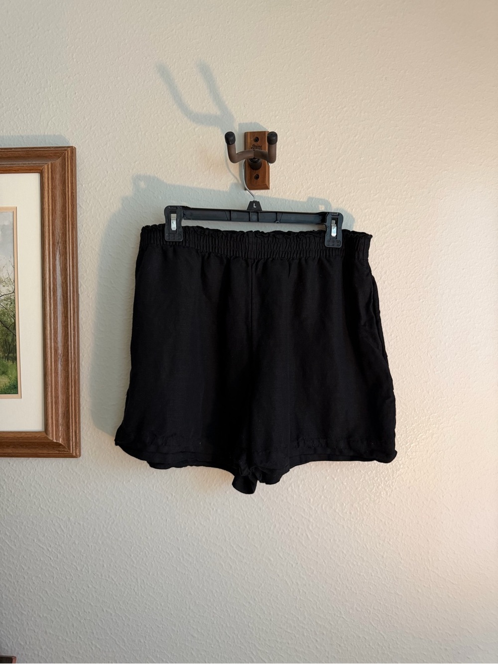 H&M Black High-Waist Linen Shorts